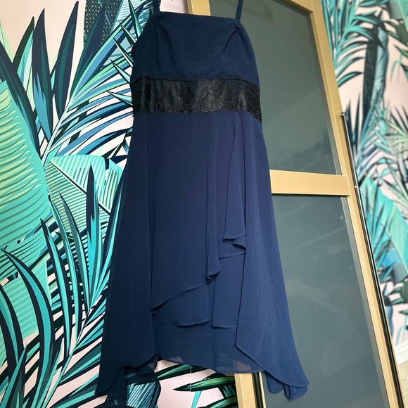 RW&Co. Knee-length cocktail dress - size 2 - Picture 1 of 5